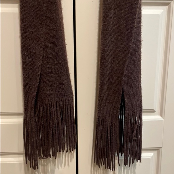 Dark Brown Fringe Scarf - Picture 2 of 2